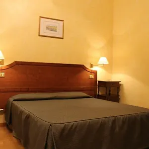 Otel Fiori, Roma